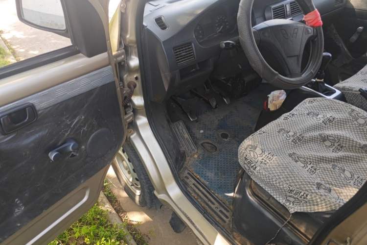 Used Wuling Rongguang 2011 1.2L Standard Version Driver Seat