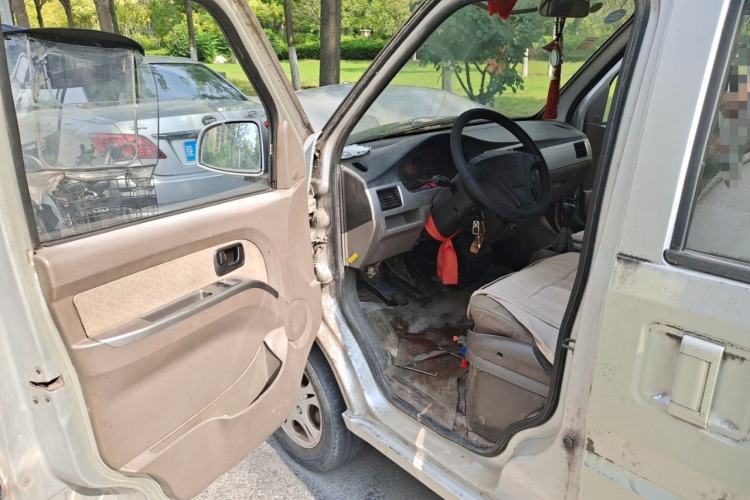 Used Wuling Rongguang 2011 1.2L Standard Version Driver Seat