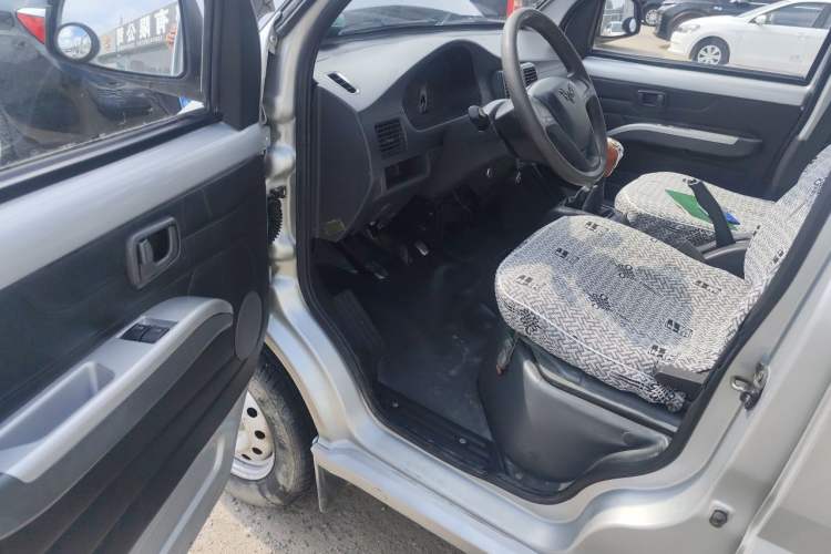 Used Wuling Rongguang 2011 1.2L Base Version Driver Seat
