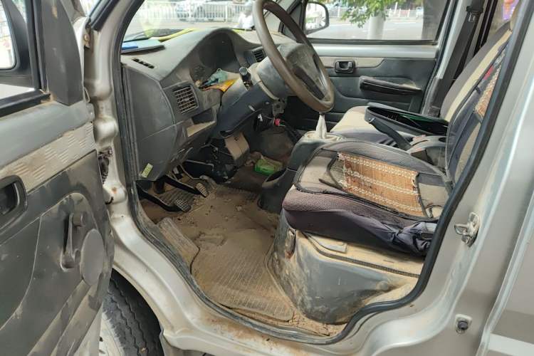 Used Wuling Rongguang 2011 1.2L Base Version Driver Seat