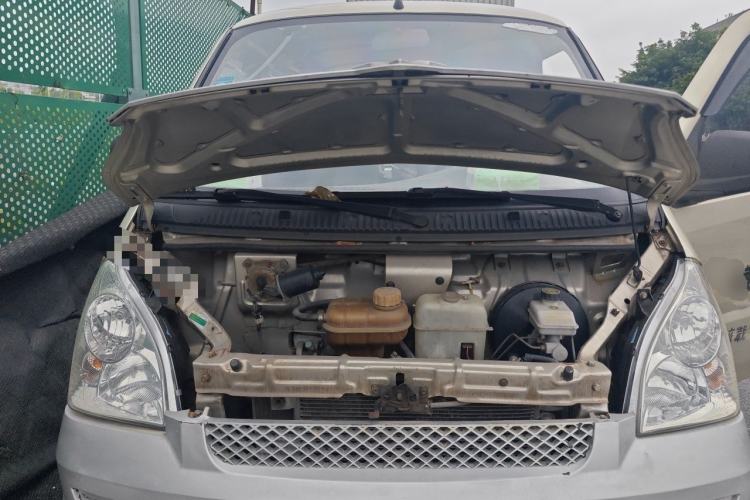 Used Wuling Rongguang 2011 1.5L Base Version Engine Bay
