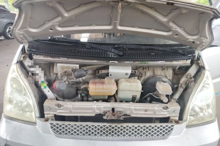 Used Wuling Rongguang 2011 1.2L Comfort Model Engine Bay
