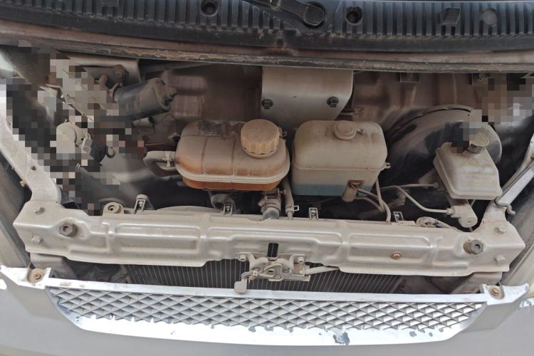 Used Wuling Rongguang 2011 1.2L Base Version Engine Bay
