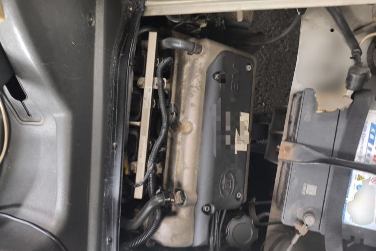 Used Wuling Rongguang  Engine Bay