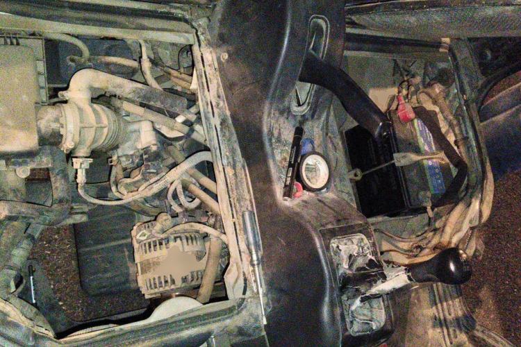 Used Wuling Rongguang 2011 1.2L Base Version Engine Bay