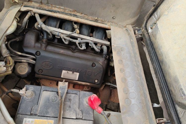 Used Wuling Rongguang 2011 1.2L Comfort Model Engine Bay Left