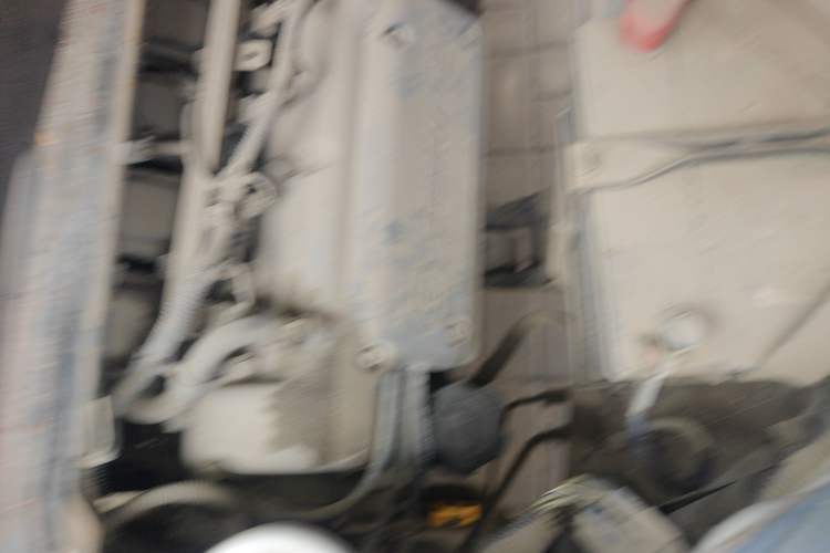 Used Wuling Rongguang 2011 1.2L Base Version Engine Bay Right