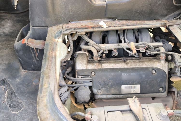 Used Wuling Rongguang 2011 1.2L Base Version Engine Bay Right