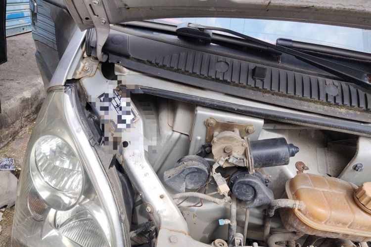 Used Wuling Rongguang 2011 1.2L Base Version Engine Bay Right