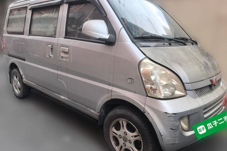 Used Wuling Rongguang 2011 1.2L Comfort Model Front Right 45 Deg
