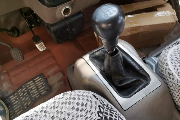 Used Wuling Rongguang 2011 1.2L Standard Version Gear Lever