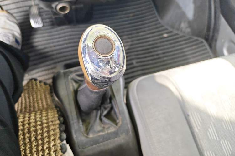 Used Wuling Rongguang 2011 1.2L Base Version Gear Lever