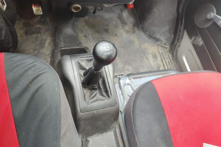 Used Wuling Rongguang 2011 1.2L Base Version Gear Lever