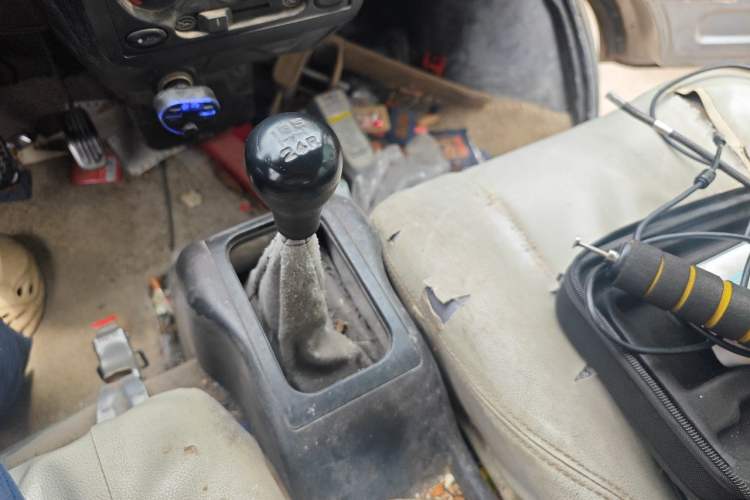 Used Wuling Rongguang 2011 1.2L Base Version Gear Lever