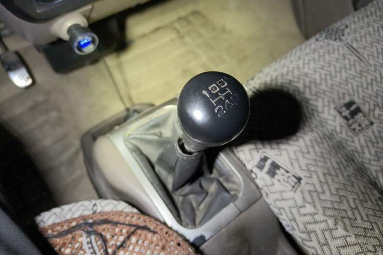 Used Wuling Rongguang 2011 1.2L Base Version Gear Lever