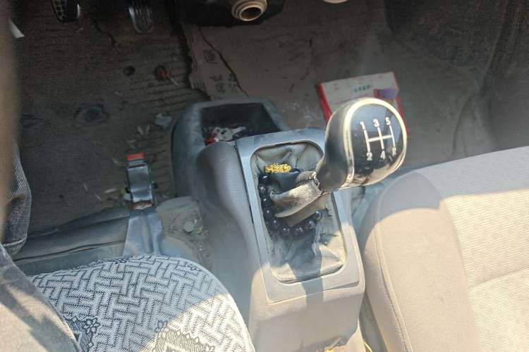Used Wuling Rongguang 2011 1.2L Standard Version Gear Lever