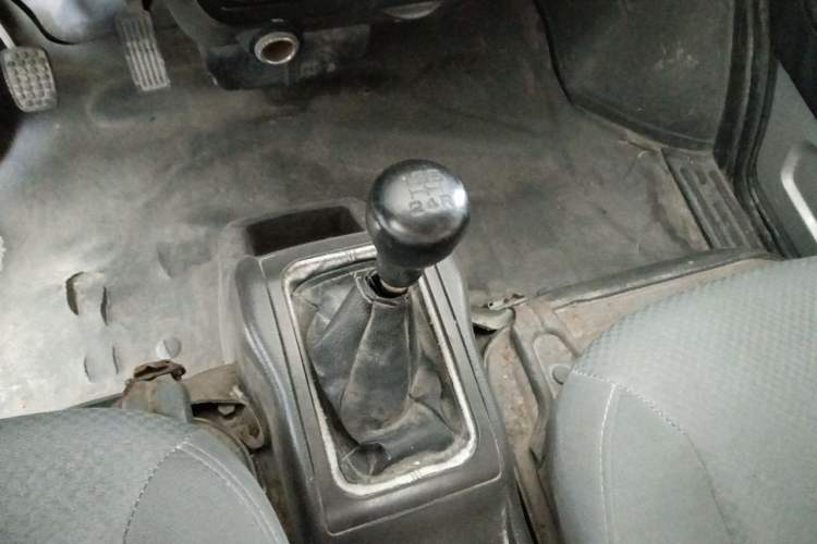 Used Wuling Rongguang 2011 1.2L Base Version Gear Lever