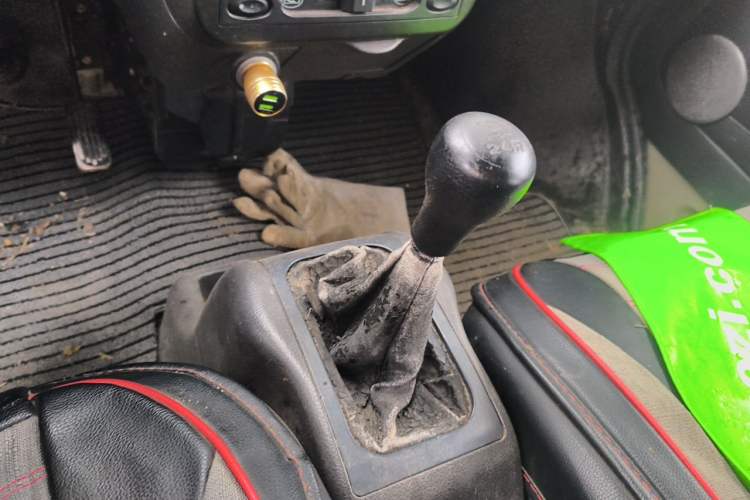 Used Wuling Rongguang 2011 1.2L Base Version Gear Lever
