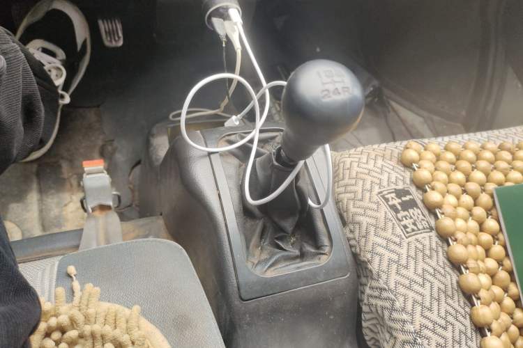 Used Wuling Rongguang 2011 1.2L Standard Version Gear Lever