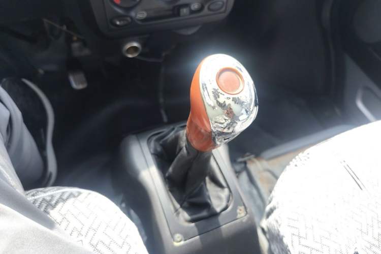 Used Wuling Rongguang 2011 1.2L Base Version Gear Lever