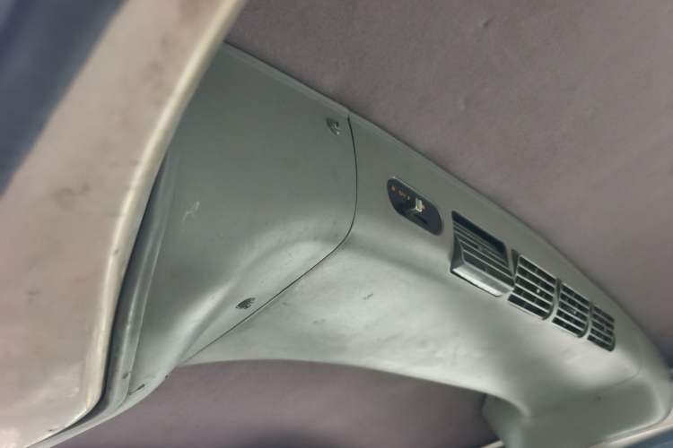 Used Wuling Rongguang 2011 1.2L Base Version Headliner