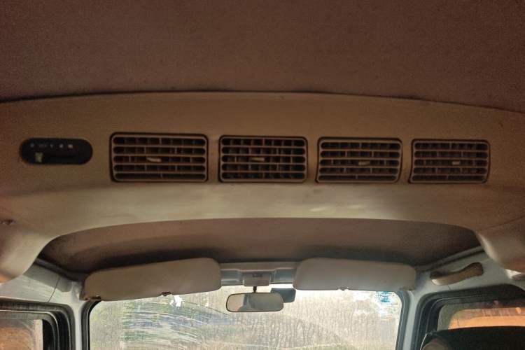 Used Wuling Rongguang 2011 1.2L Comfort Model Headliner