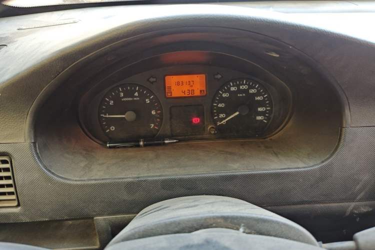 Used Wuling Rongguang 2011 1.2L Base Version Instrument Cluster