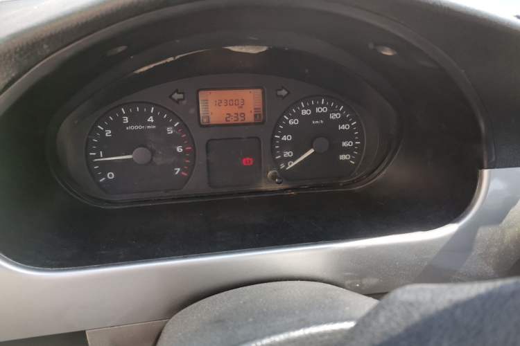 Used Wuling Rongguang 2011 1.2L Standard Version Instrument Cluster