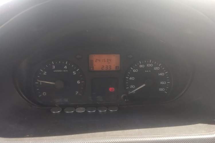 Used Wuling Rongguang 2011 1.2L Base Version Instrument Cluster