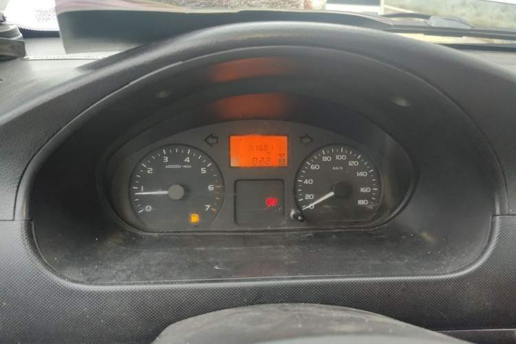 Used Wuling Rongguang 2011 1.2L Base Version Instrument Cluster