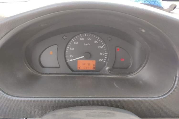 Used Wuling Rongguang 2011 1.2L Base Version Instrument Cluster