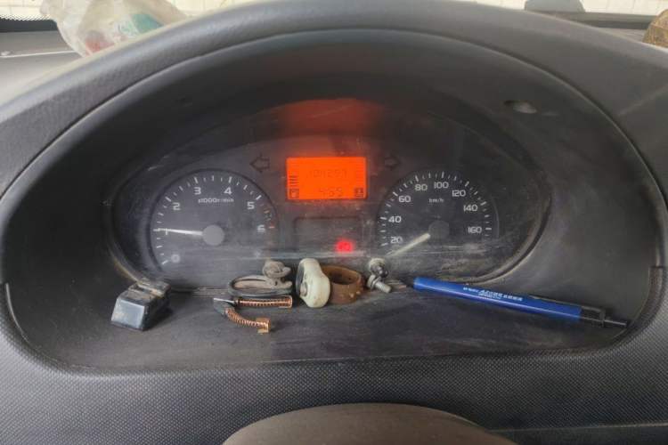 Used Wuling Rongguang 2011 1.2L Base Version Instrument Cluster