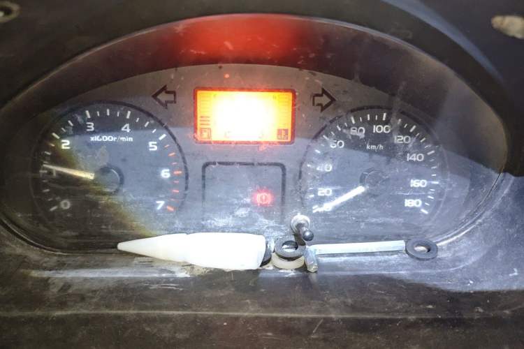 Used Wuling Rongguang 2011 1.2L Base Version Instrument Cluster