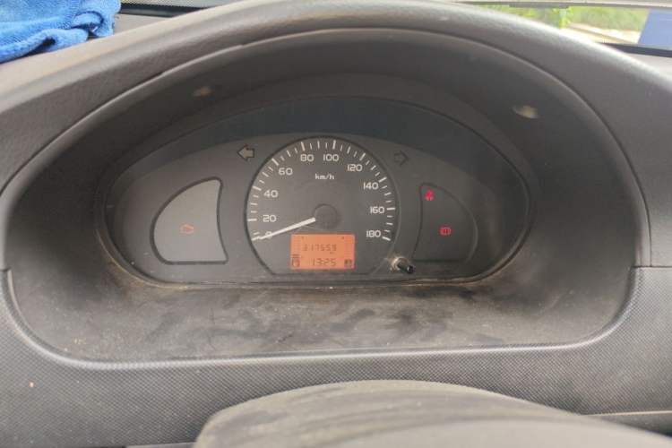 Used Wuling Rongguang 2011 1.2L Base Version Instrument Cluster