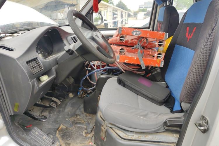 Used Wuling Rongguang 2011 1.2L Base Version Left Front Seat