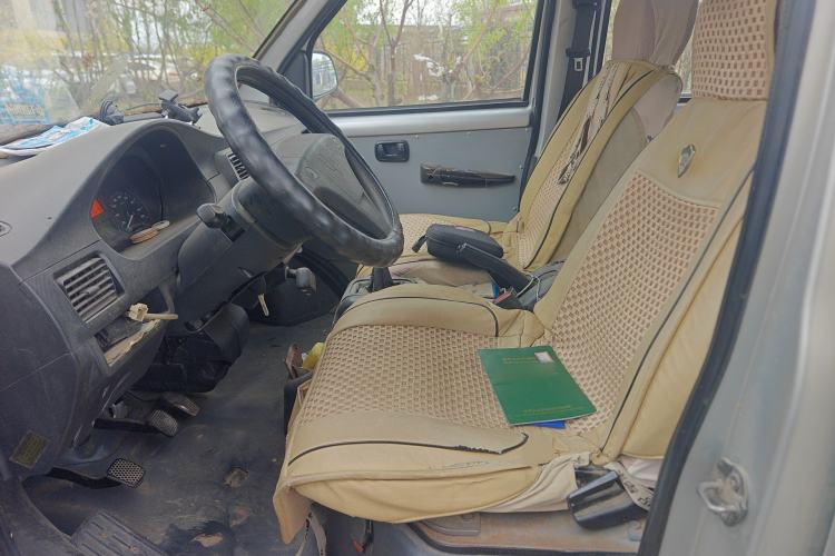 Used Wuling Rongguang 2011 1.2L Base Version Left Front Seat