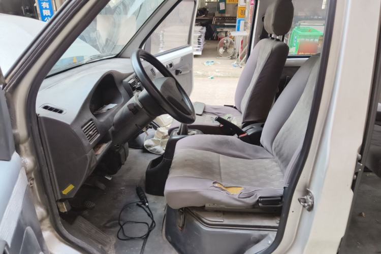 Used Wuling Rongguang 2011 1.2L Base Version Left Front Seat