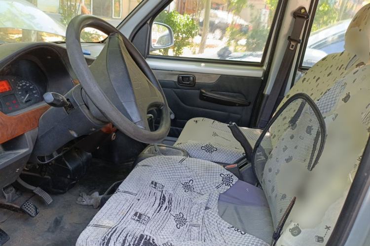 Used Wuling Rongguang 2011 1.5L Base Version Left Front Seat