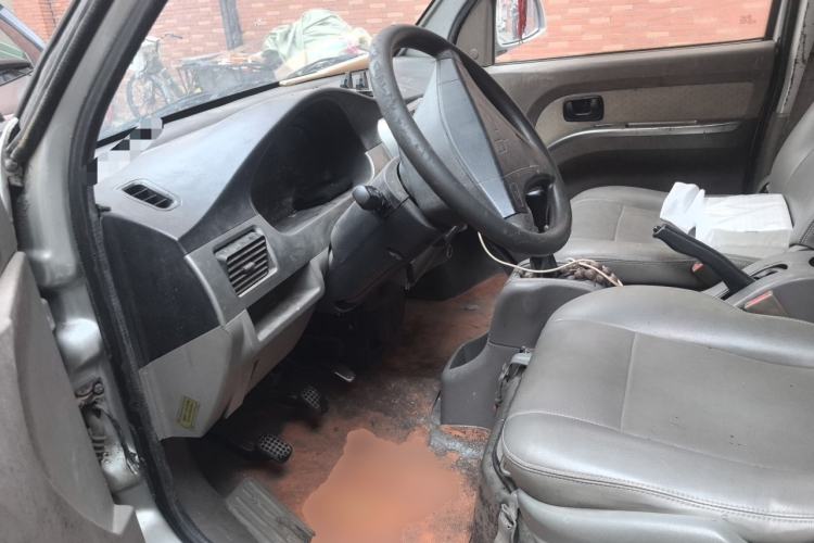 Used Wuling Rongguang 2011 1.2L Comfort Model Left Front Seat