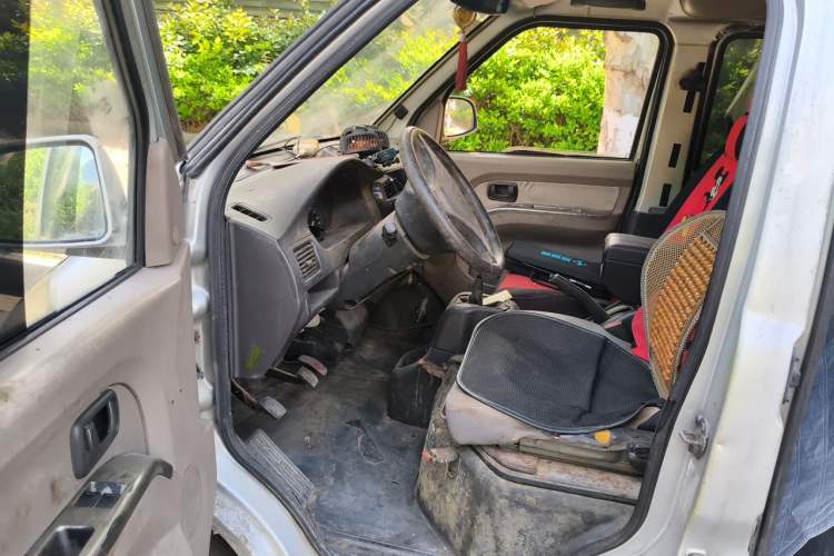 Used Wuling Rongguang 2011 1.2L Base Version Left Front Seat