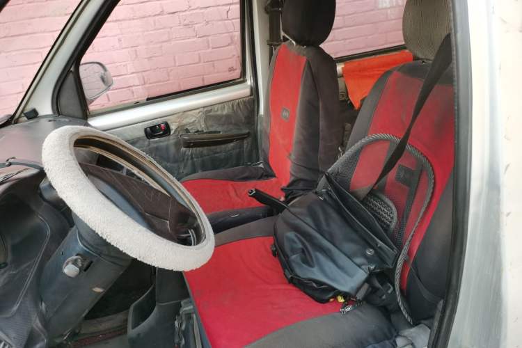 Used Wuling Rongguang 2011 1.2L Base Version Left Front Seat