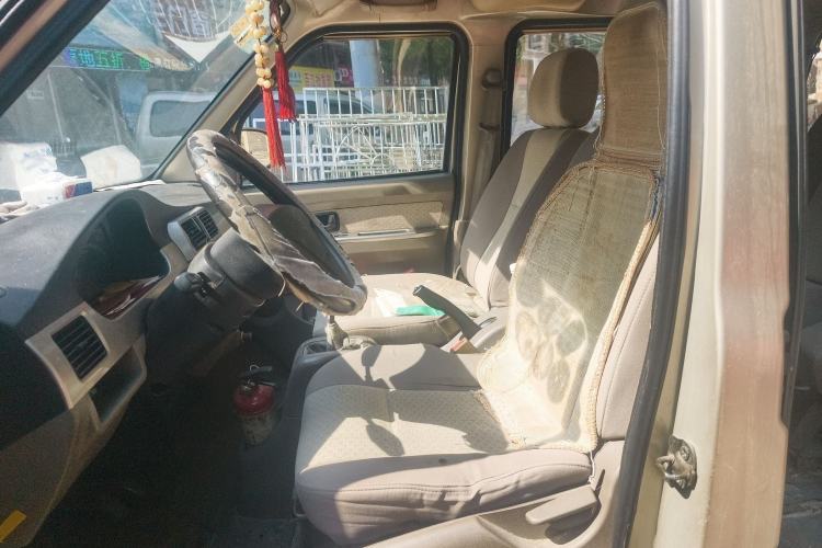 Used Wuling Rongguang 2011 1.2L Base Version Left Front Seat