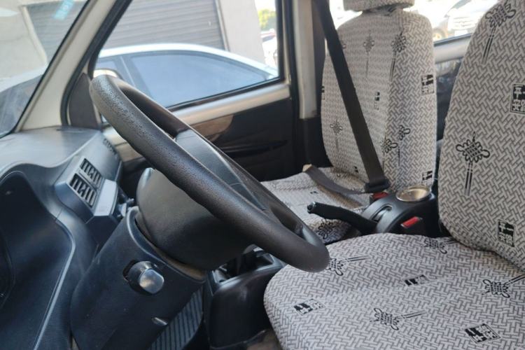 Used Wuling Rongguang 2011 1.5L Base Version Left Front Seat