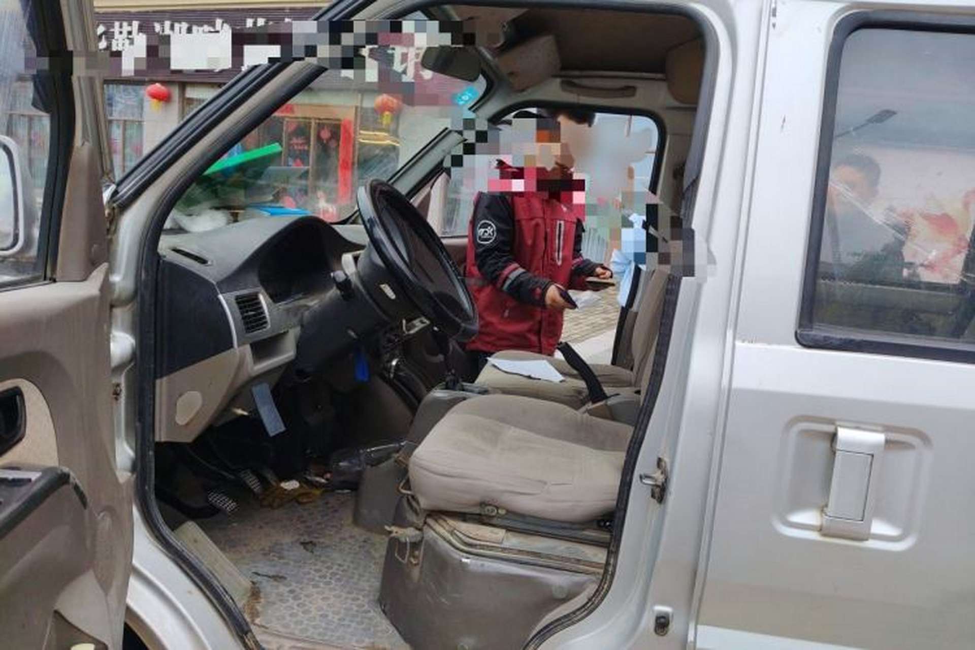 Used Wuling Rongguang 2011 1.2L Comfort Model Left Front Seat