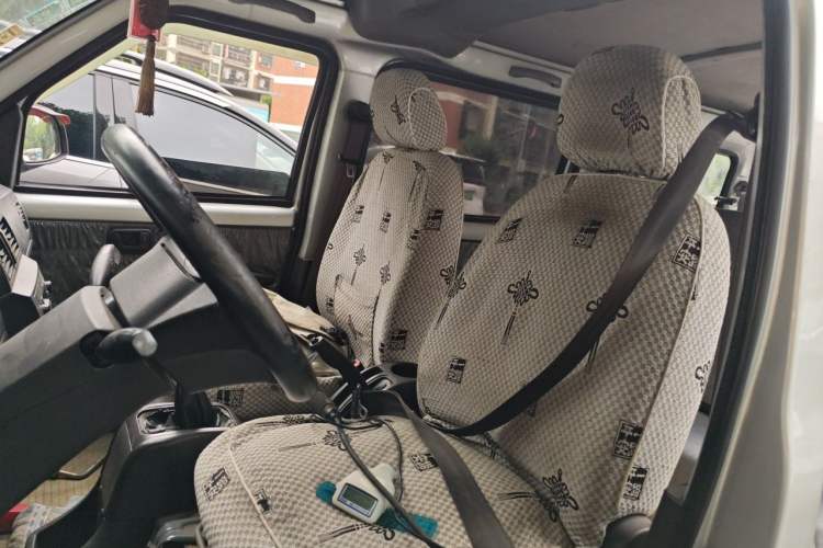 Used Wuling Rongguang 2011 1.2L Base Version Left Front Seat