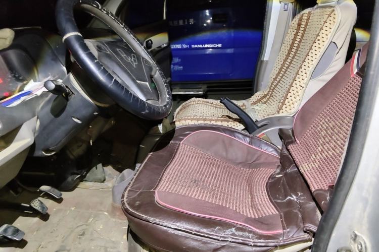 Used Wuling Rongguang 2011 1.2L Standard Version Left Front Seat