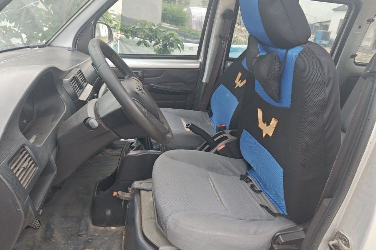 Used Wuling Rongguang 2011 1.2L Base Version Left Front Seat
