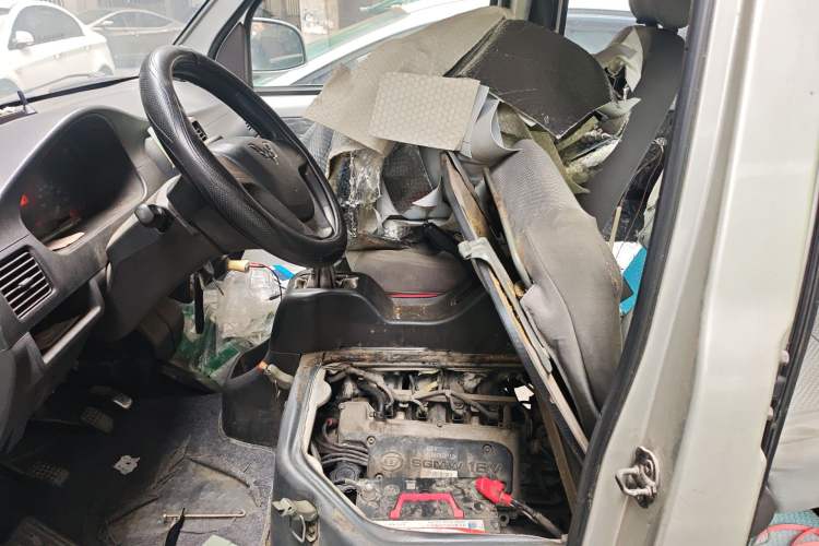 Used Wuling Rongguang 2011 1.2L Base Version Left Front Seat