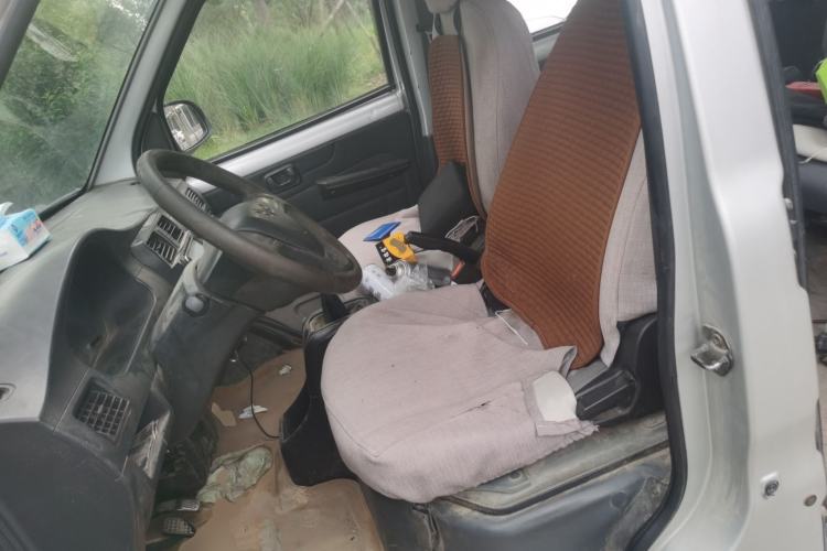 Used Wuling Rongguang 2011 1.2L Base Version Left Front Seat
