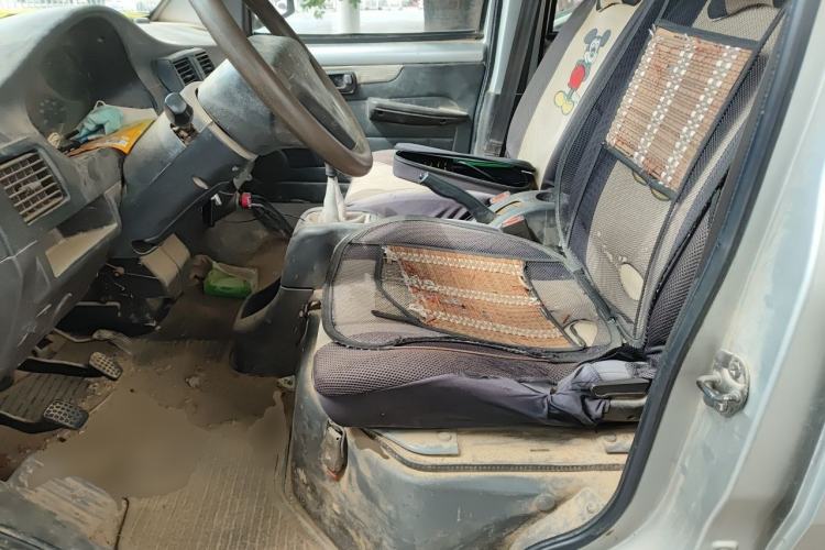 Used Wuling Rongguang 2011 1.2L Base Version Left Front Seat